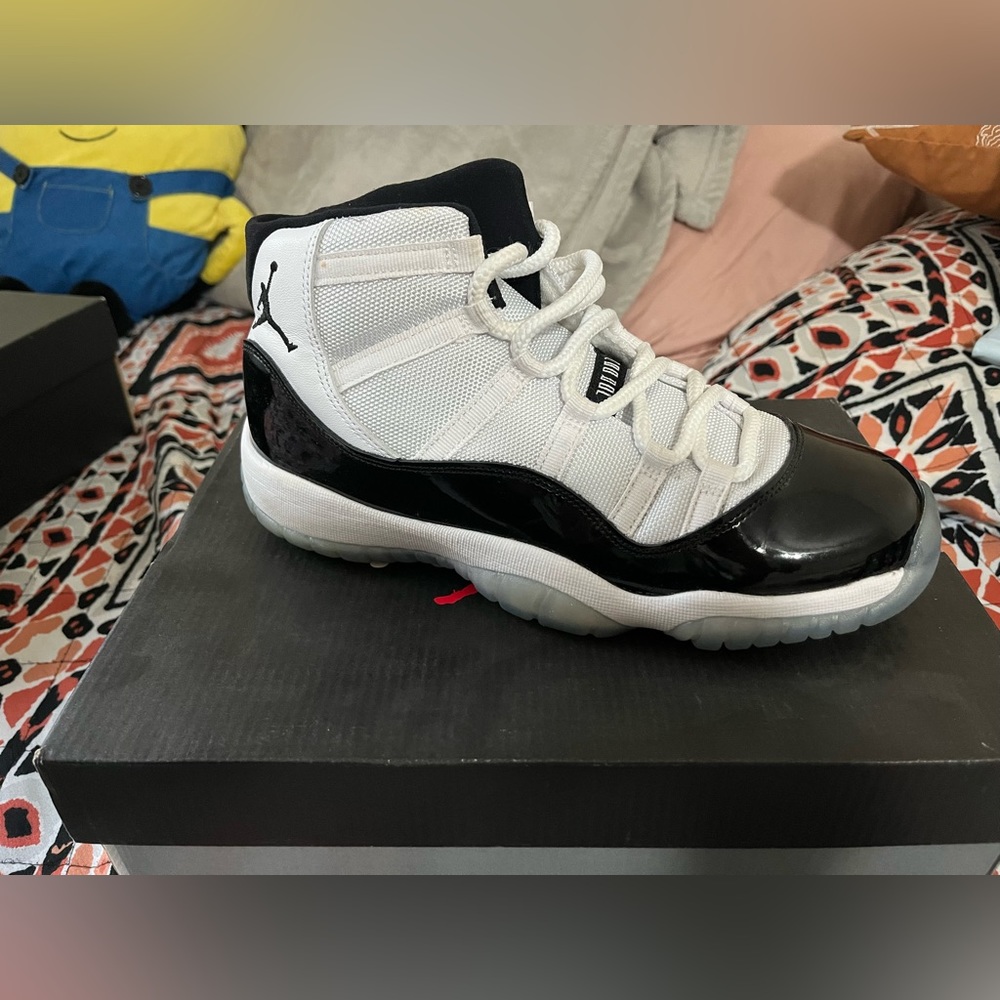 Jordan 11 Retro Concords Size 7